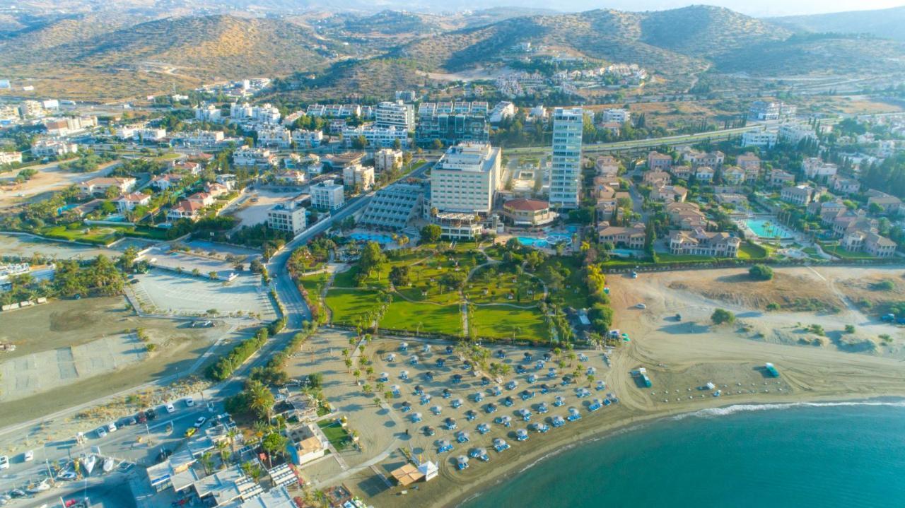 The Tower At St Raphael Resort Limassol Exterior foto